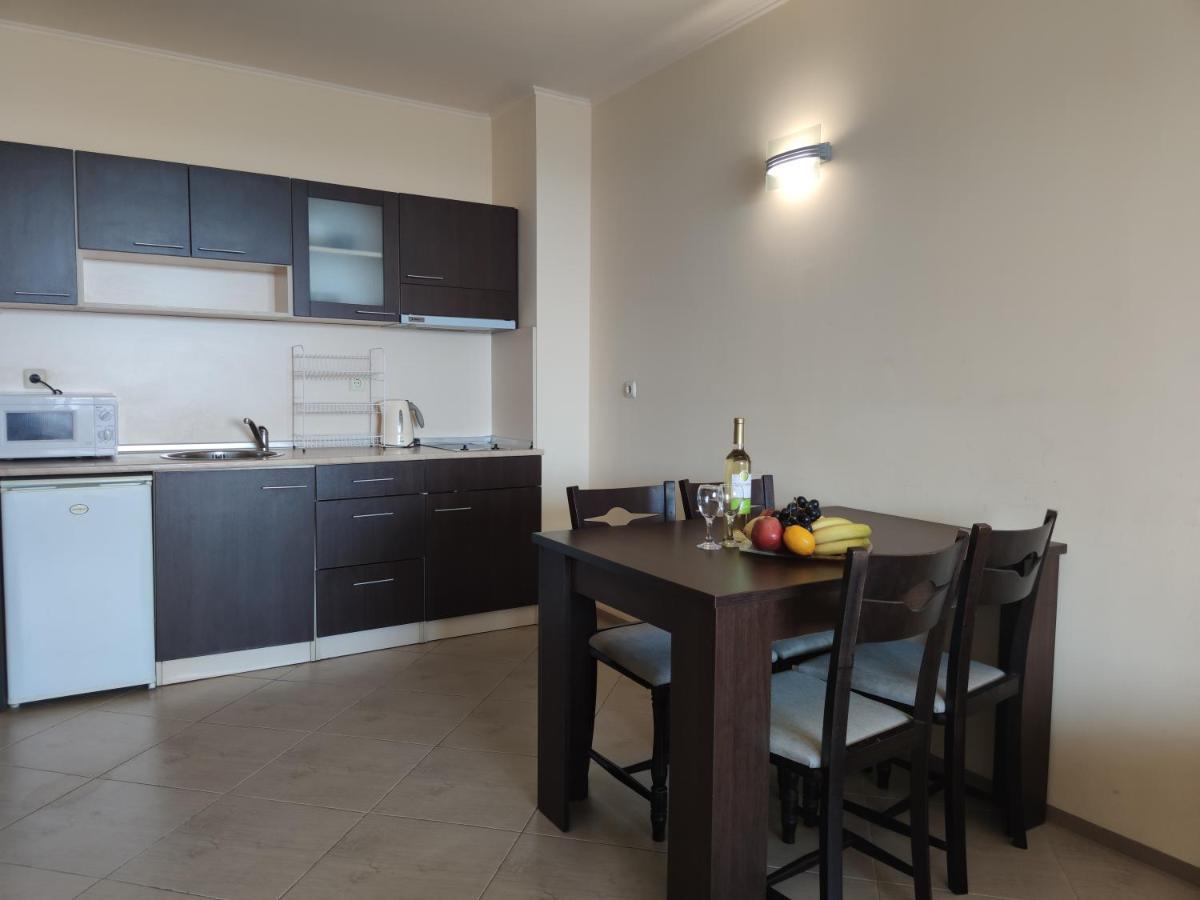 Europroperties Nikea Park Golden Sands Esterno foto