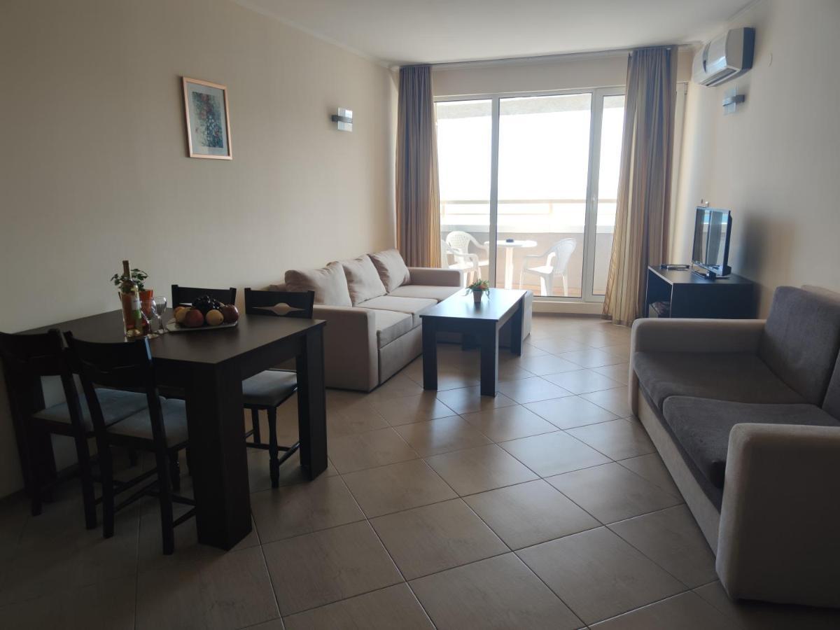 Europroperties Nikea Park Golden Sands Esterno foto