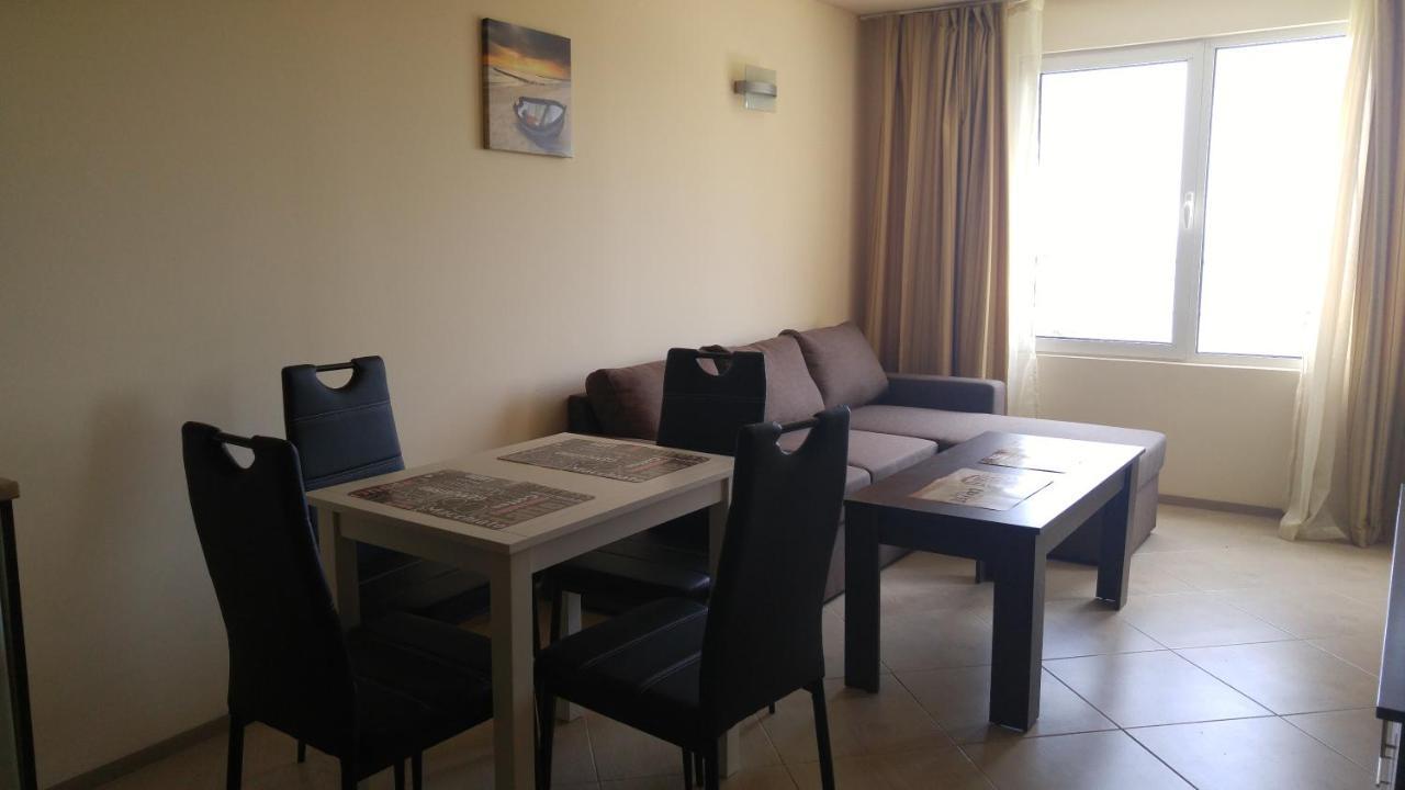Europroperties Nikea Park Golden Sands Esterno foto