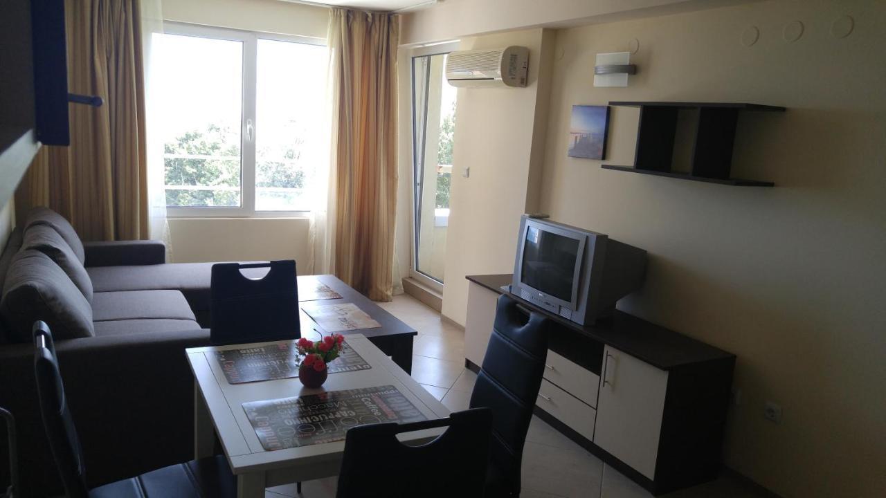 Europroperties Nikea Park Golden Sands Esterno foto