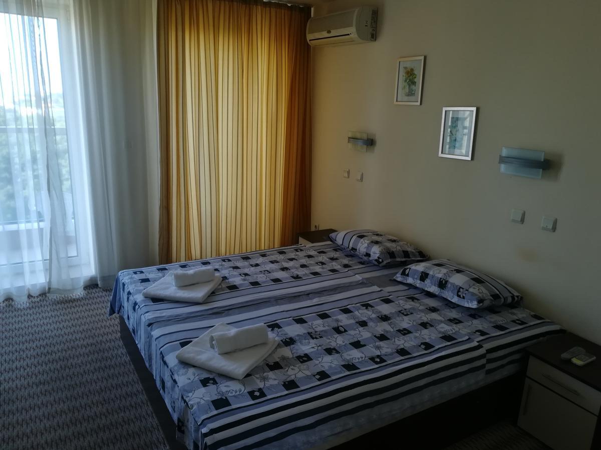 Europroperties Nikea Park Golden Sands Esterno foto